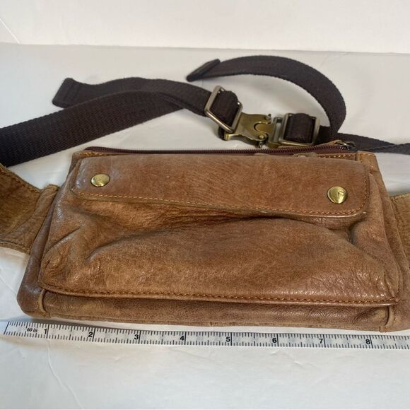 Loyofan Unisex Brown Leather Belt Bag With Adjustable Waist Strap - Picture 4 of 8